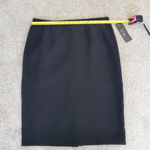 Le Suit Women's Pencil Skirt, Black (Size 12) - Picture 5 of 6